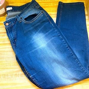 Levi’s Blue Mid Rise Skinny Jeans, 16W